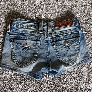 Rock revivals size 25 light wash shorts.